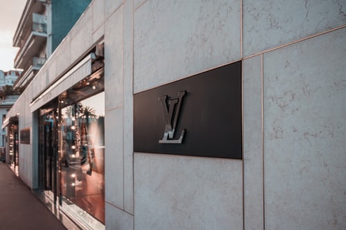 How Can Luxury Brands Take Advantage of the Digital Revolution?