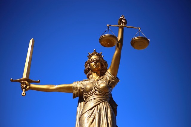 Encryption Laws: Balancing Transparency & Human Rights